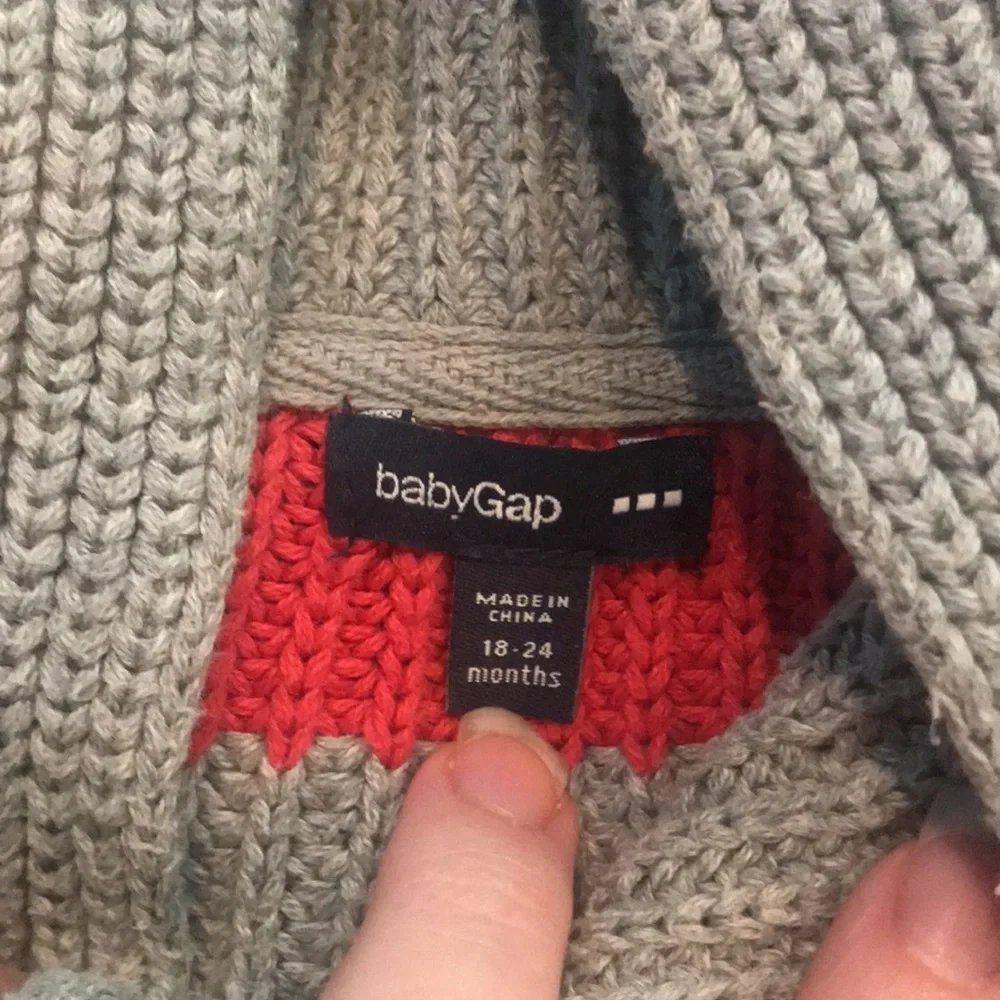 Gap kids grey stripe knit sweater 24 mos‎